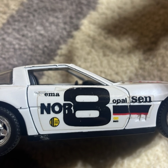 Corvette race car - Picture 7 of 8